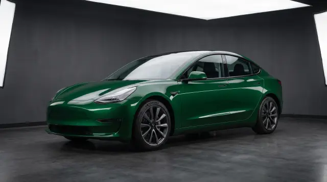 Emerald Green car paint